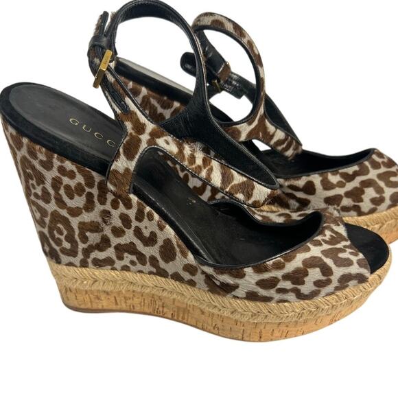 GUCCI Grey Taupe Calf Hair Leopard Cork Platform Wedge Sandals Size 38 8 - Picture 4 of 9